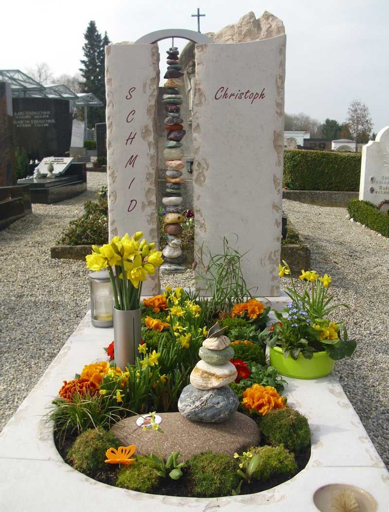 Grabstein für jungen Menschen in Landau